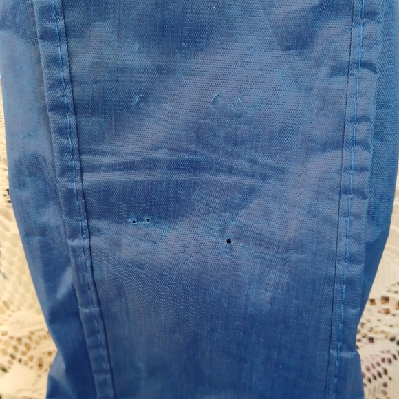 MAHALO UKULELE NO. U-30BU BLUE WITH MATCHING BLUE CARRYING BAG - Picture 11 of 15